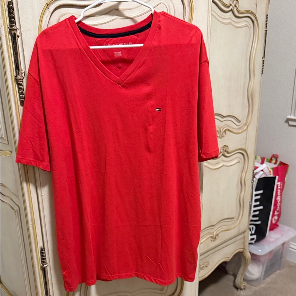 Tommy Hilfiger Men's Bright Red V-Neck Tee
